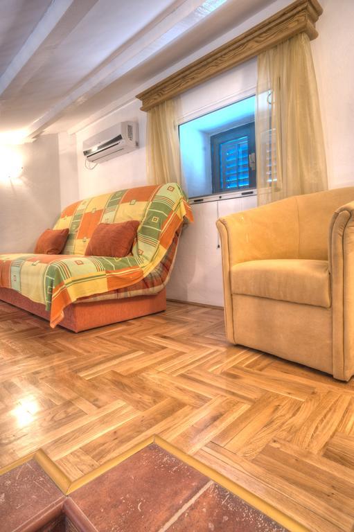 Holiday Home Neda Sveti Stefan Δωμάτιο φωτογραφία